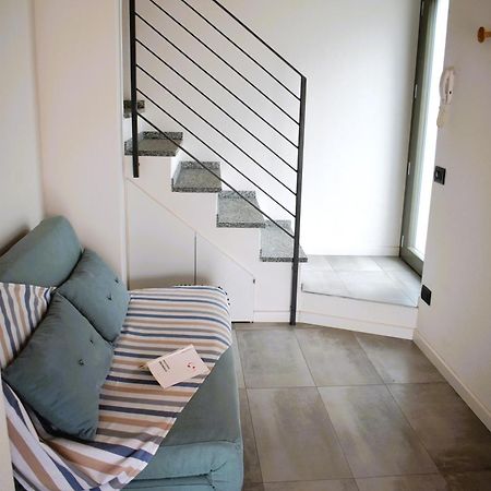 Our Happy Place - Casa Vacanze Per Il Viaggiatore Slow 曼代洛-德尔拉里奥 外观 照片