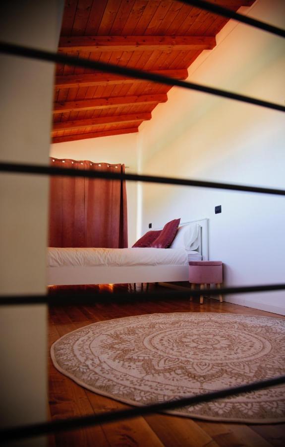 Our Happy Place - Casa Vacanze Per Il Viaggiatore Slow 曼代洛-德尔拉里奥 外观 照片