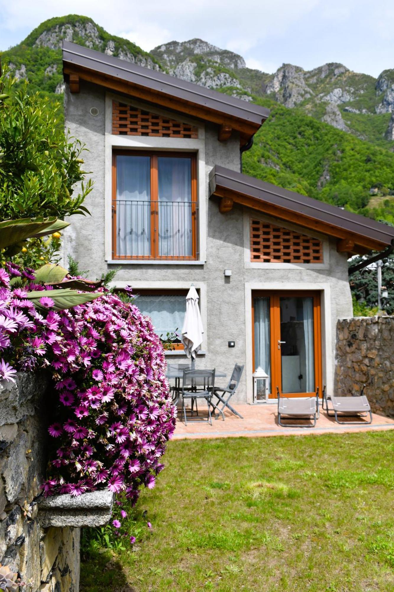 Our Happy Place - Casa Vacanze Per Il Viaggiatore Slow 曼代洛-德尔拉里奥 外观 照片
